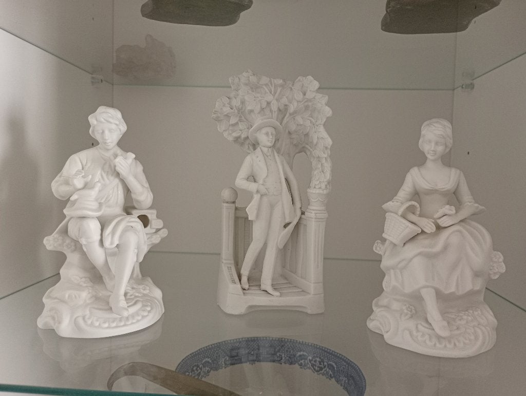 Biscuitporseleinen set, Ophalen