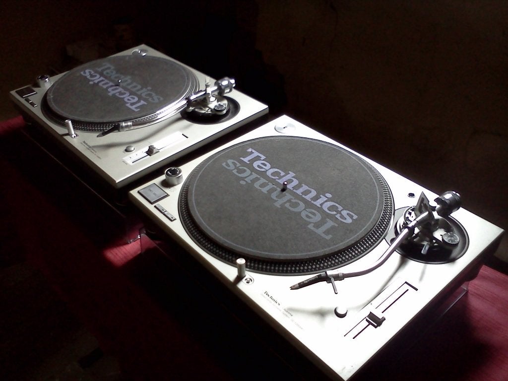 1of2 Technics SL-1200 m3d mk3D Zilver MK2 100% DJ Draaitafel, Réglage pitch, Tourne-disque, Enlèvement ou Envoi, Reconditionné