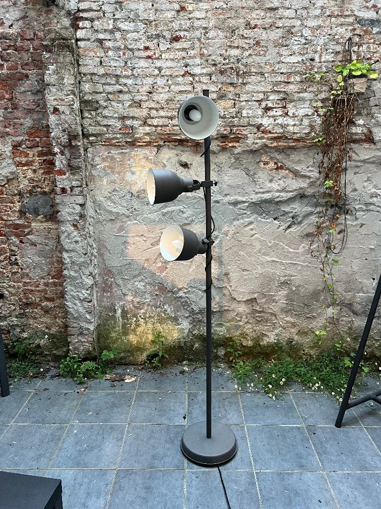 Lampadaire — IKEA HEKTAR, Comme neuf, Industrieël & tijdloos, Autres matériaux, 150 à 200 cm