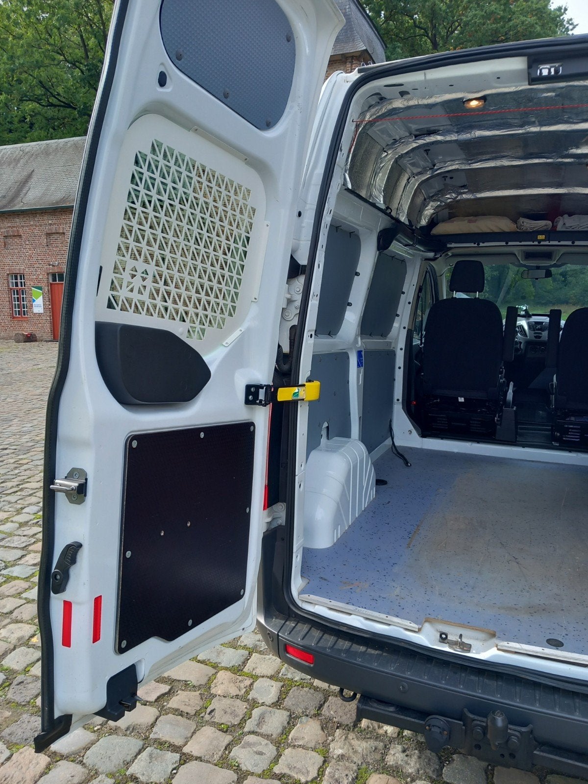 FORD TRANSIT CUSTOM 2.0 TDCi – 2017 – 129.000 KM – EURO 6B
€, Autos, Euro 6, Verrouillage central, 2 places, Boîte manuelle
