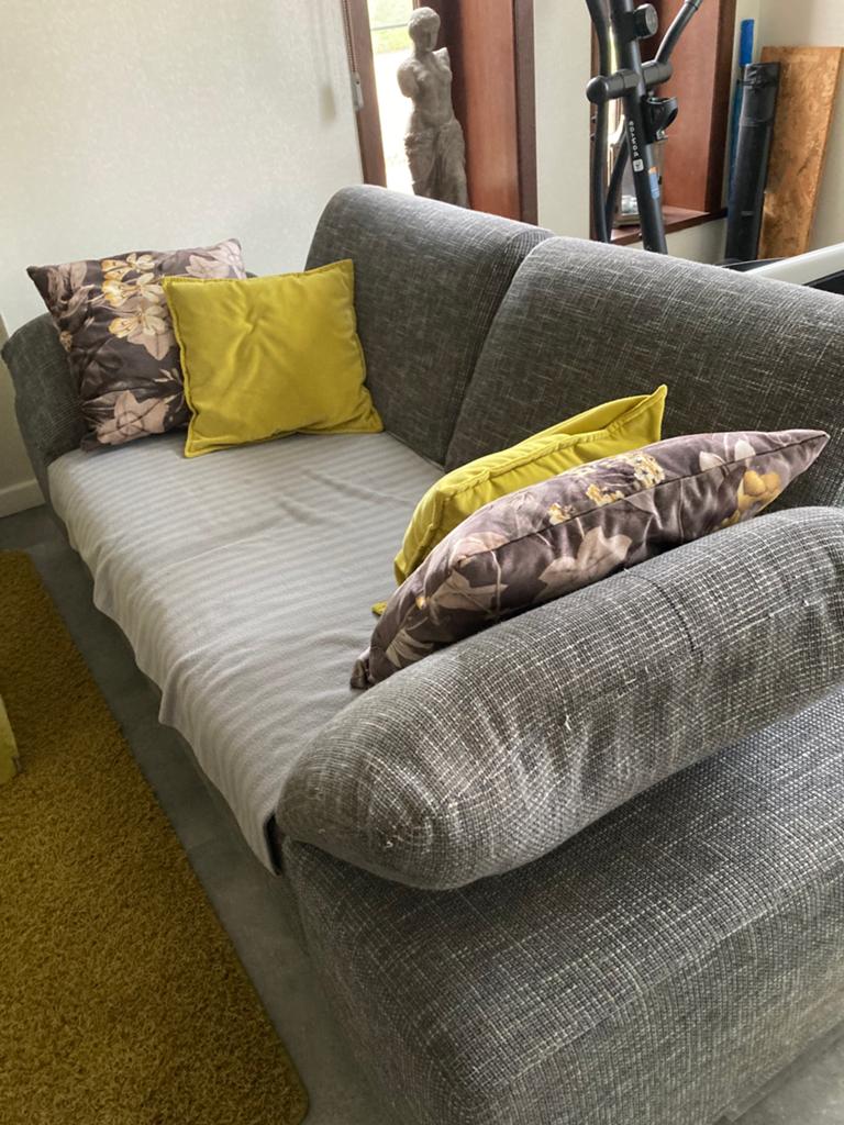 Zetel grijs boucle twee persoons, Enlèvement, Comme neuf