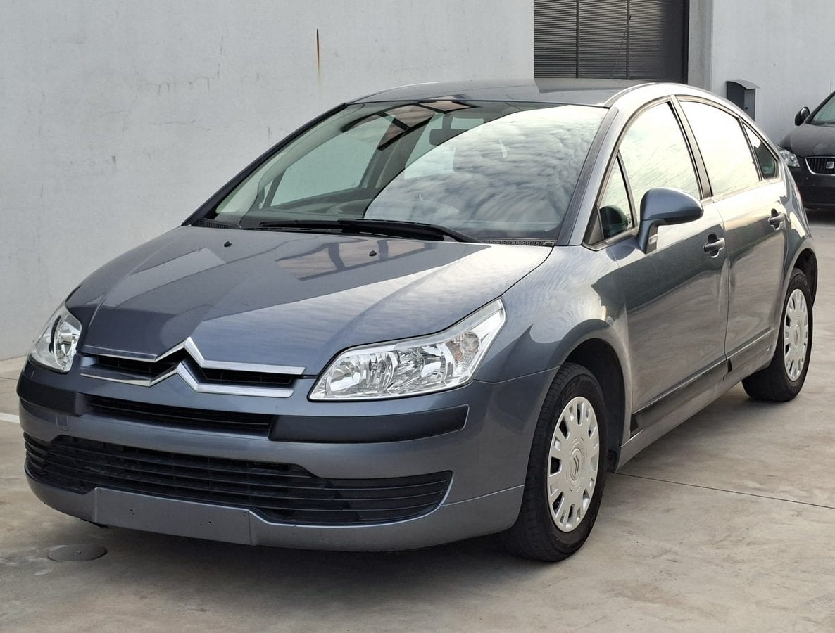 Citroën C4 1.4 Benzine | 131.000 km, Voorwielaandrijving, Dealer onderhouden, Stof, 1360 cc
