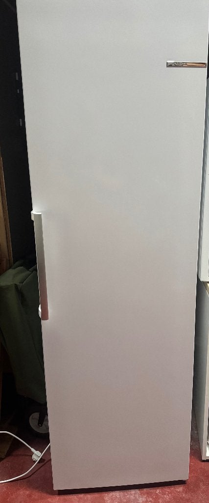 Diepvries vrijstaand bosch, Ophalen, Nieuw, 160 cm of meer, Energieklasse A of zuiniger