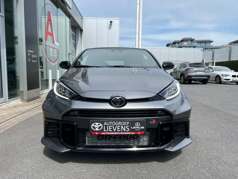 Toyota Yaris 1.6T MT - GR PERFORMANCE + PREMIUM PACK + RED I, Auto's, https://public.car-pass.be/vhr/abc64b70-98f0-44e6-bf68-34a049353103