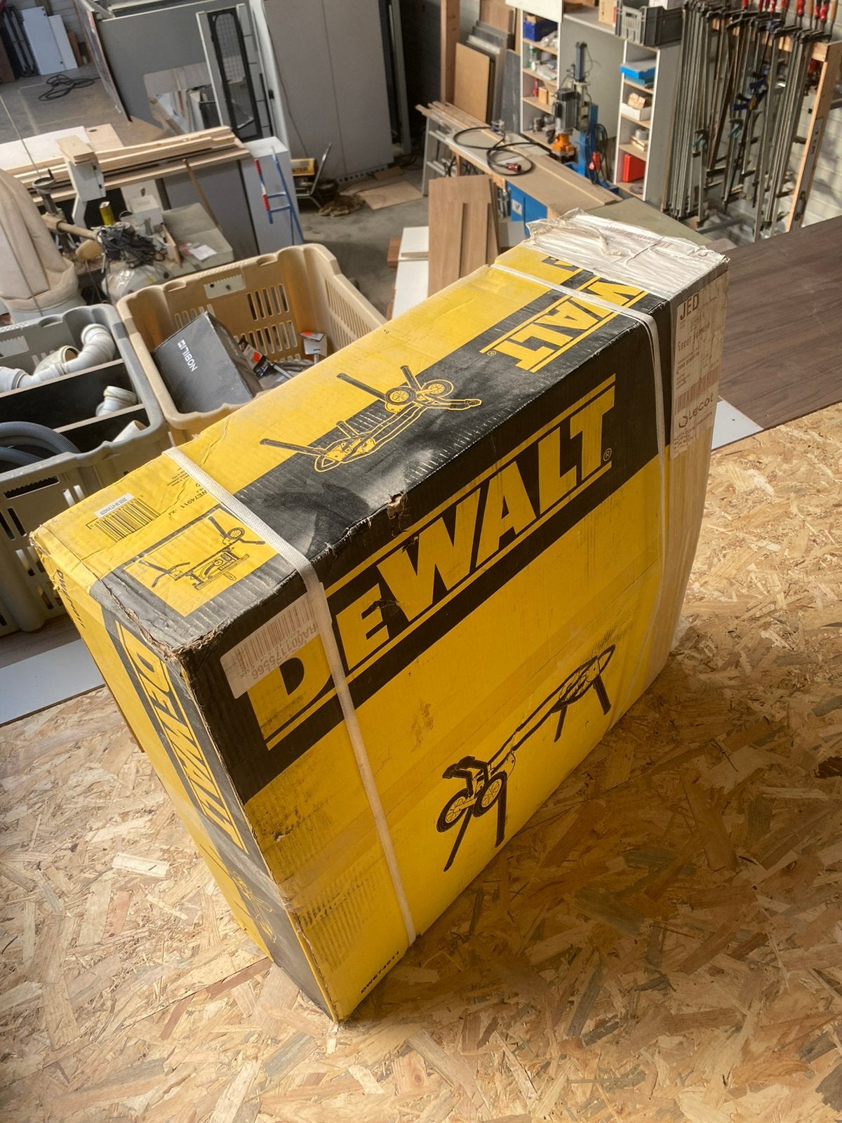 Statief dewalt, Bricolage & Construction, Boîtes à outils, Enlèvement, Comme neuf