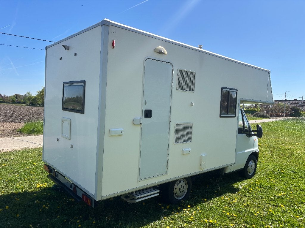 Leuke Oldtimer Mobilhome Fiat Ducato met nieuwe opbouw 1995, Standaard zit, Alkoof, Fiat, Tot en met 2