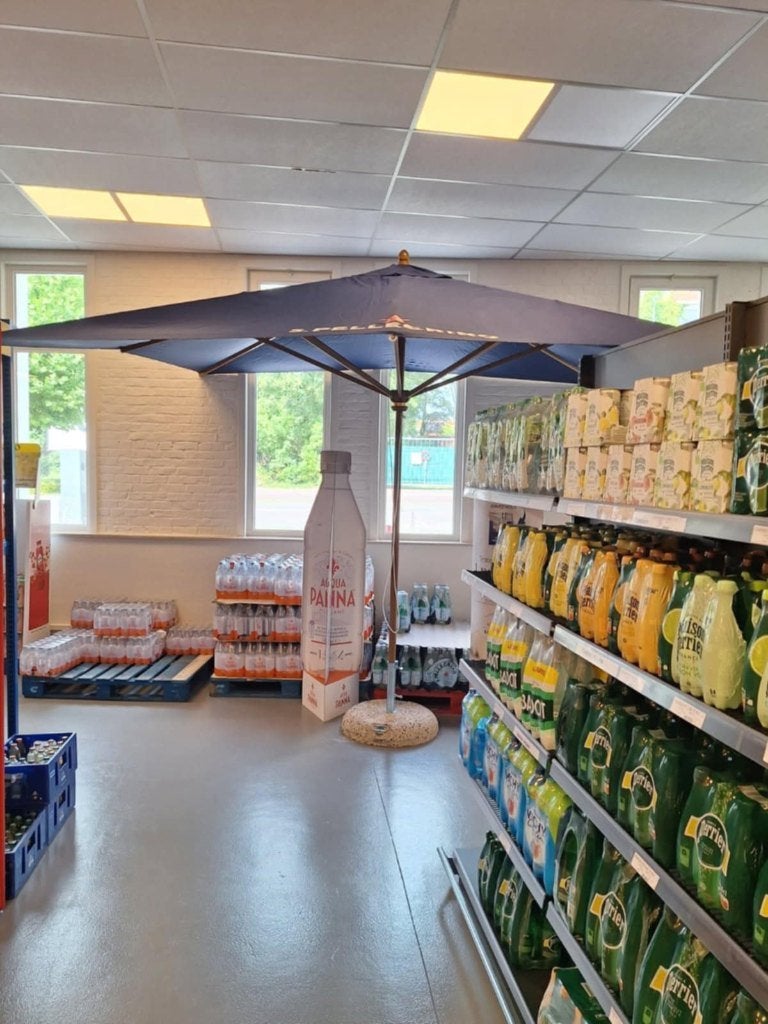 parasol san pellegrino nog verpakt 3.5 m x 3.5 m new, Tuin en Terras, Ophalen, Nieuw