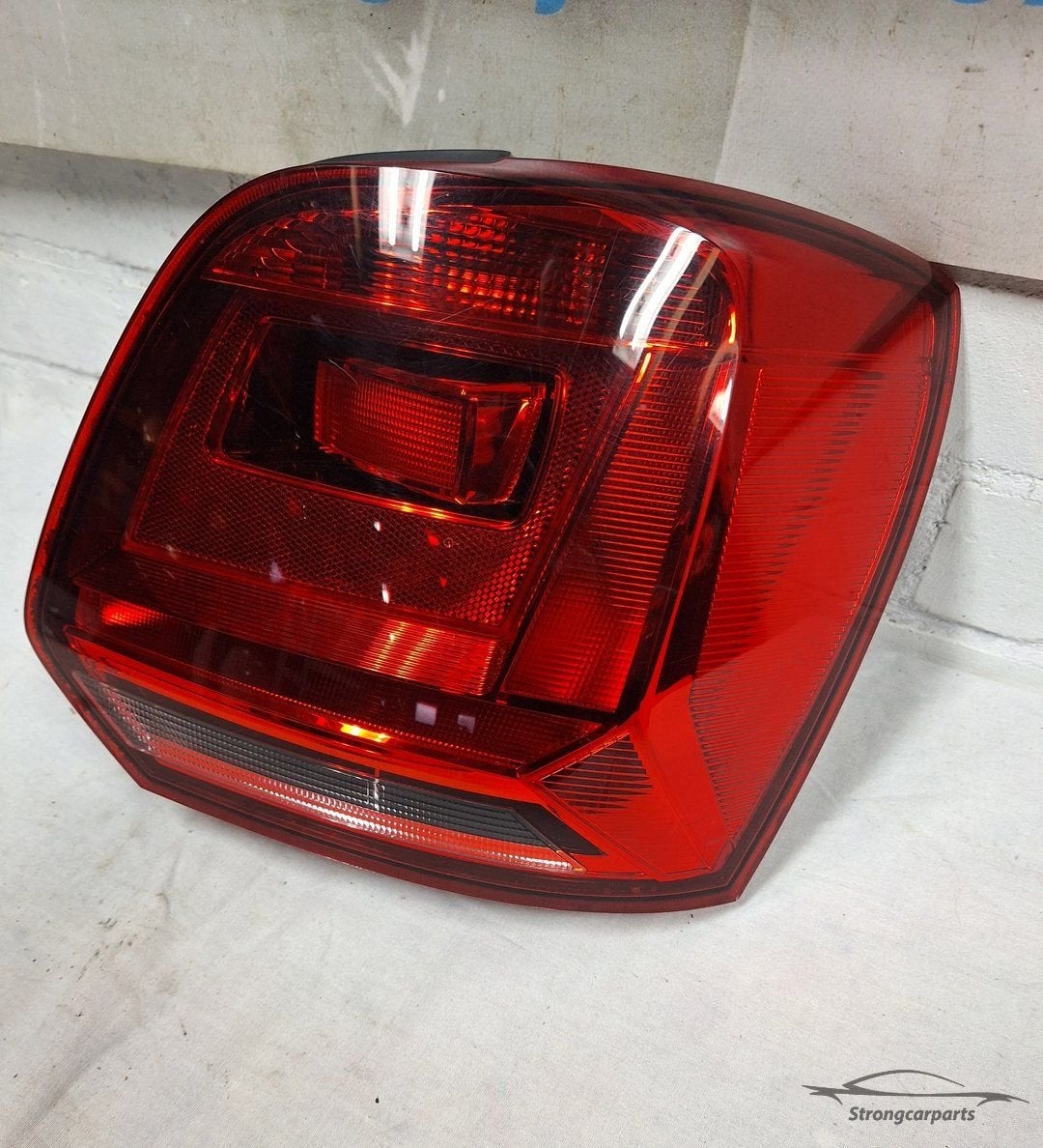 Achterlicht VW Polo 6C rechts compleet 6C0945096F goede staa, Gebruikt, -, Volkswagen, -