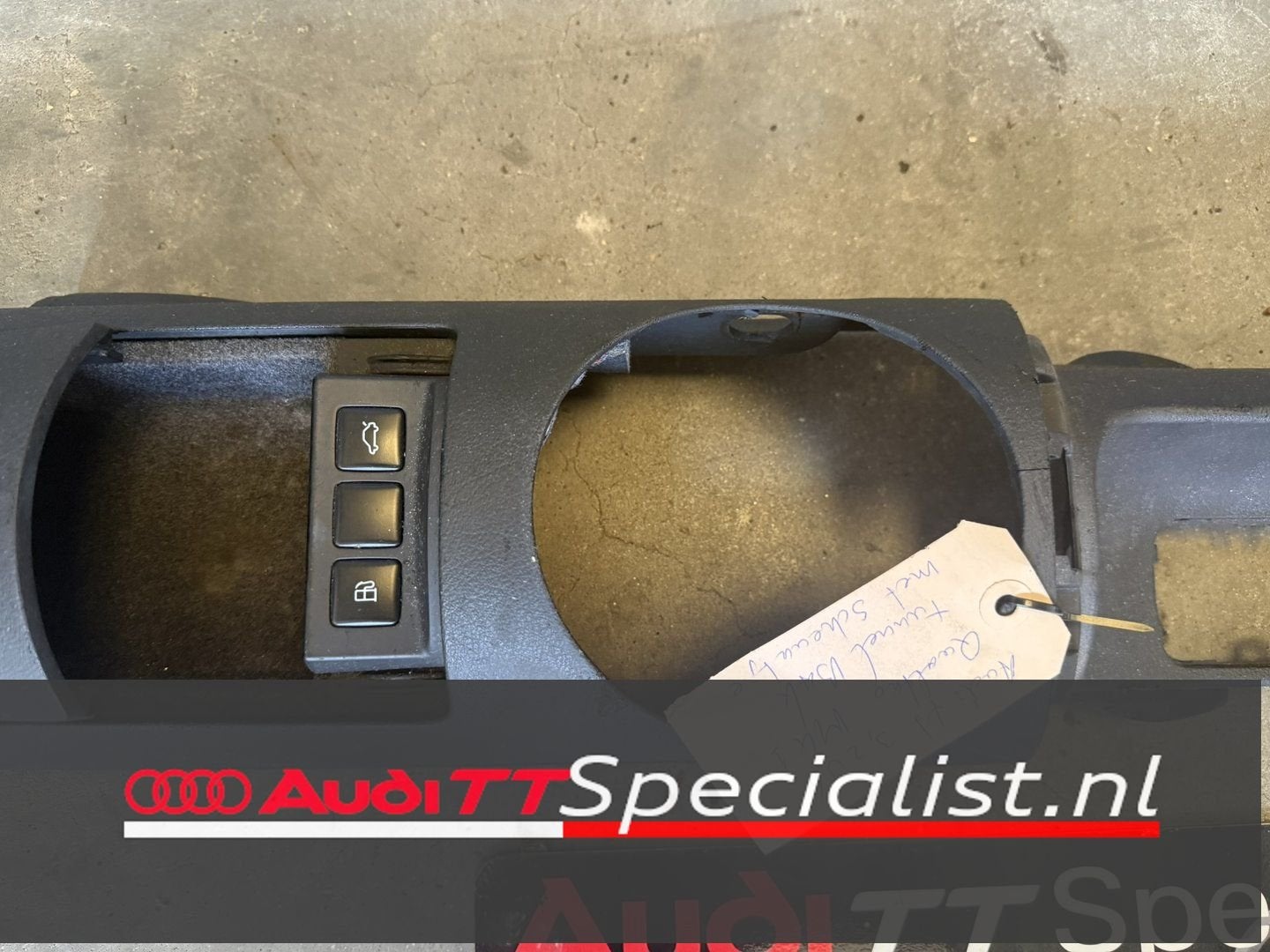 Middenconsole met opbergvak Audi TT MK1 AUTOMAAT/DSG, Gebruikt, -, -, -
