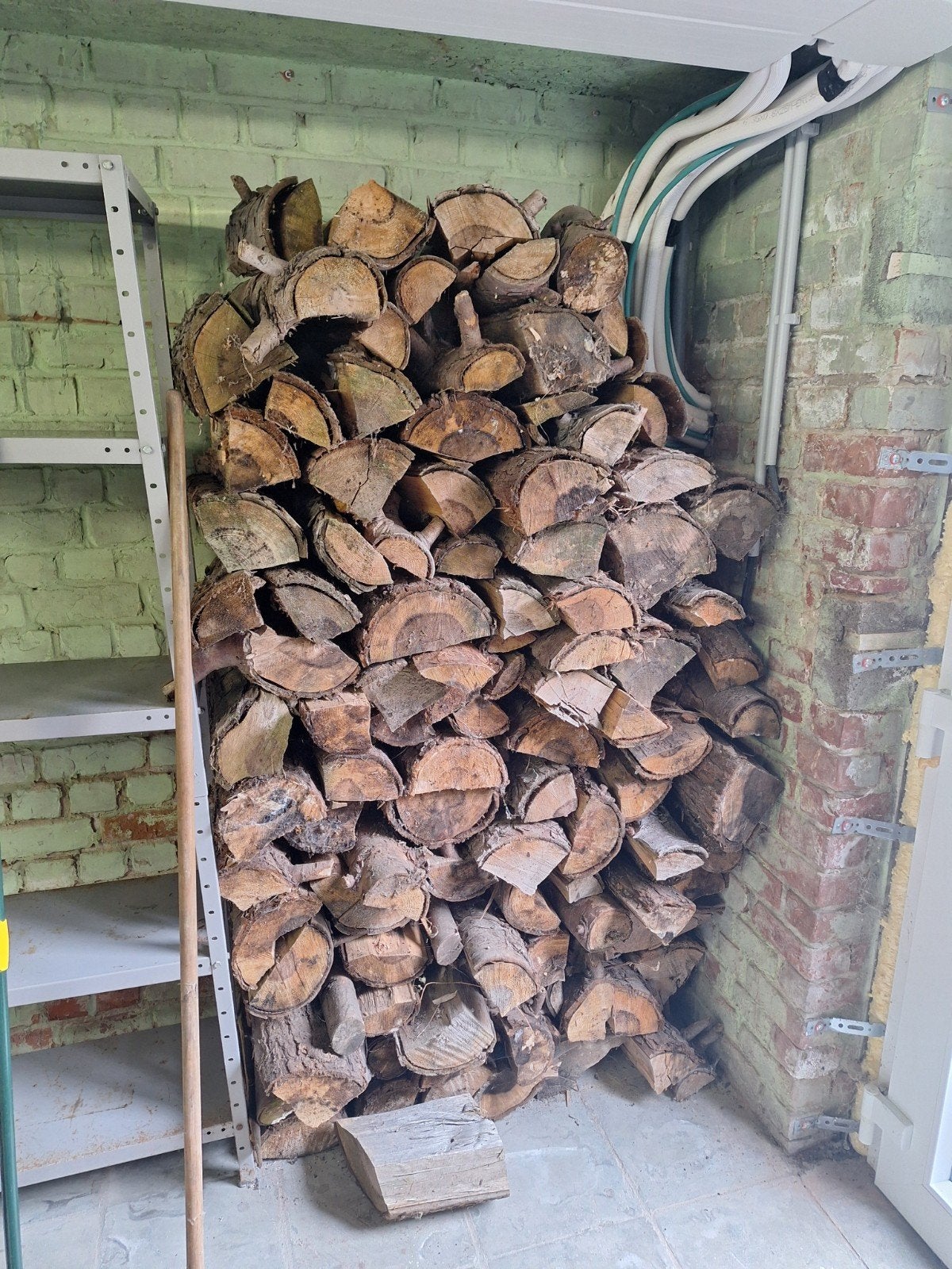 Bois durci (séché pendant 3 ans), Enlèvement, Autres essences de bois, Bûches
