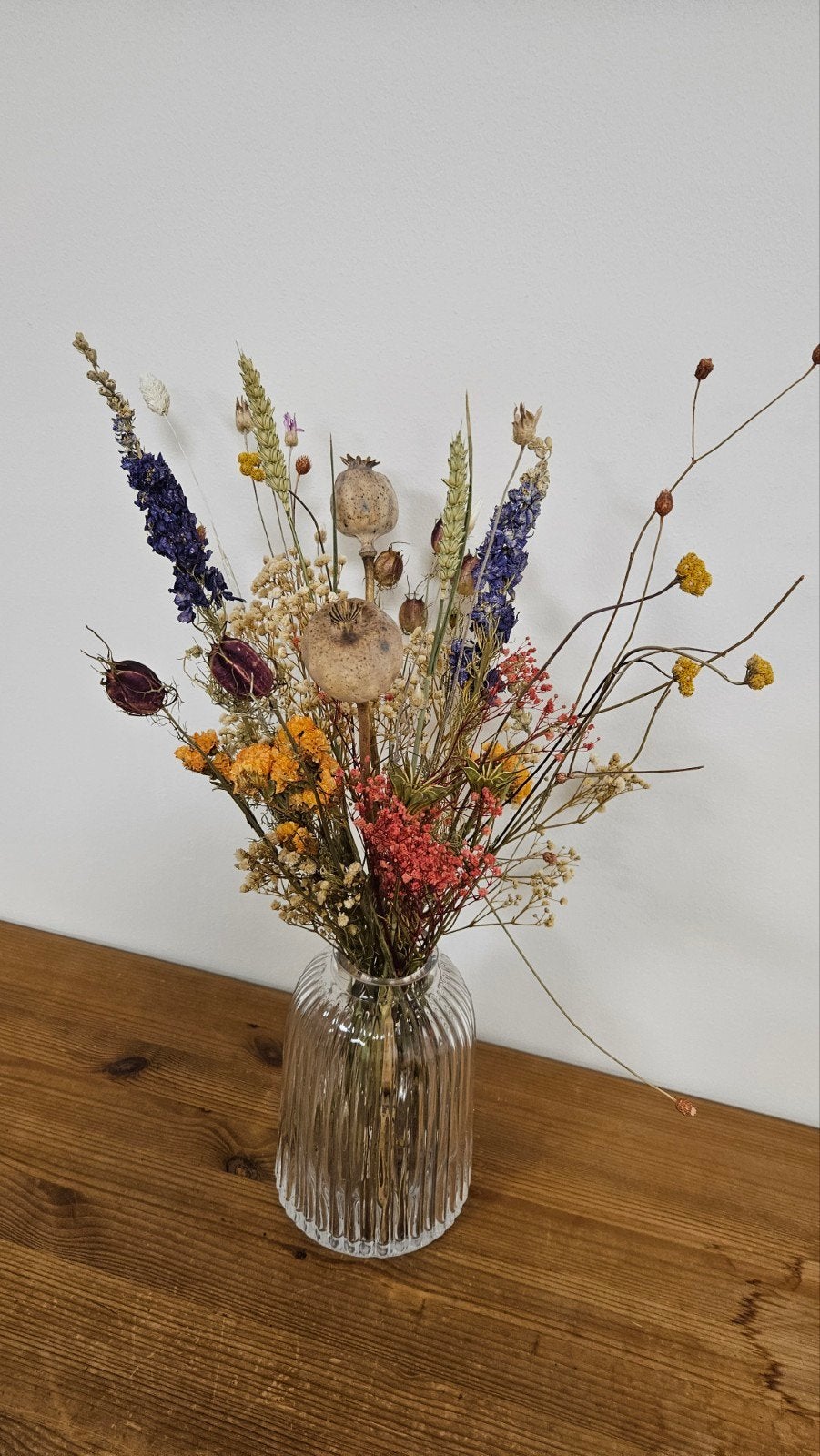 Leuke glazen vaas met droogbloemen, Ophalen