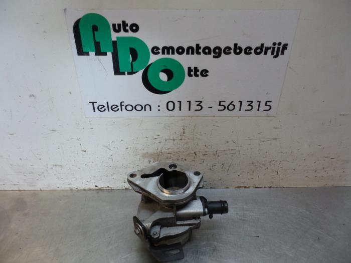 Pompe à vide (diesel) d'un Renault Clio (Clio 4 12-), Renault, -, 3 mois de garantie, Utilisé