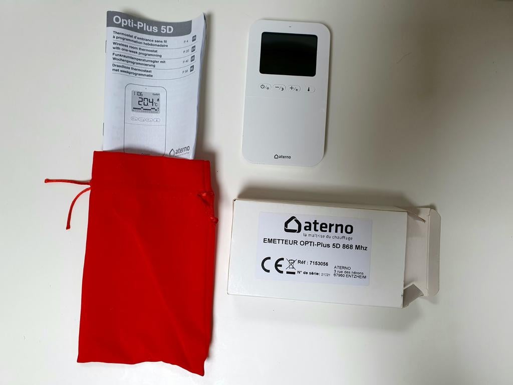 Nieuwe Aterno thermostaat (Nooit gebruikt), Doe-het-zelf en Bouw, Ophalen of Verzenden
