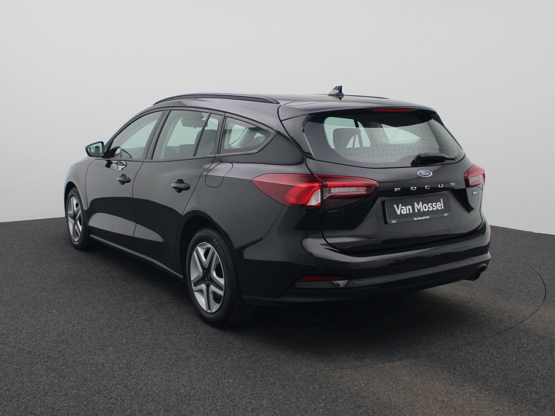 Ford Focus Clipper 1.0i EcoBoost 92kW Aut. Winterpack | Crui, Auto's, Gebruikt, Euro 6, Zwart, https://public.car-pass.be/vhr/d398026e-c449-4626-bda0-4bcf640d0d50
