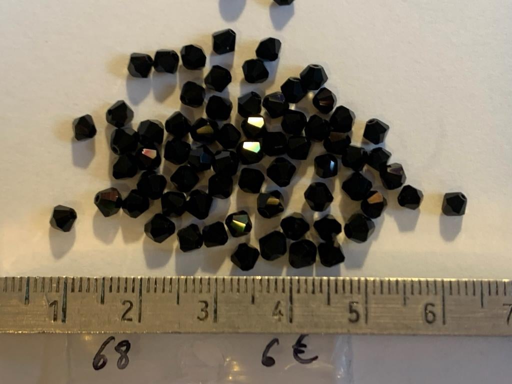 68 Swarovski tolletjes zwart, Enlèvement ou Envoi, Neuf, Perle