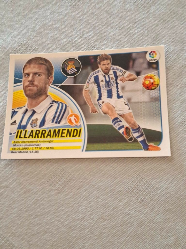 Panini/Sticker:Asier Illarramendi/Real Sociedad/2016-2017, Verzamelen, Ophalen of Verzenden, Nieuw, Poster, Plaatje of Sticker