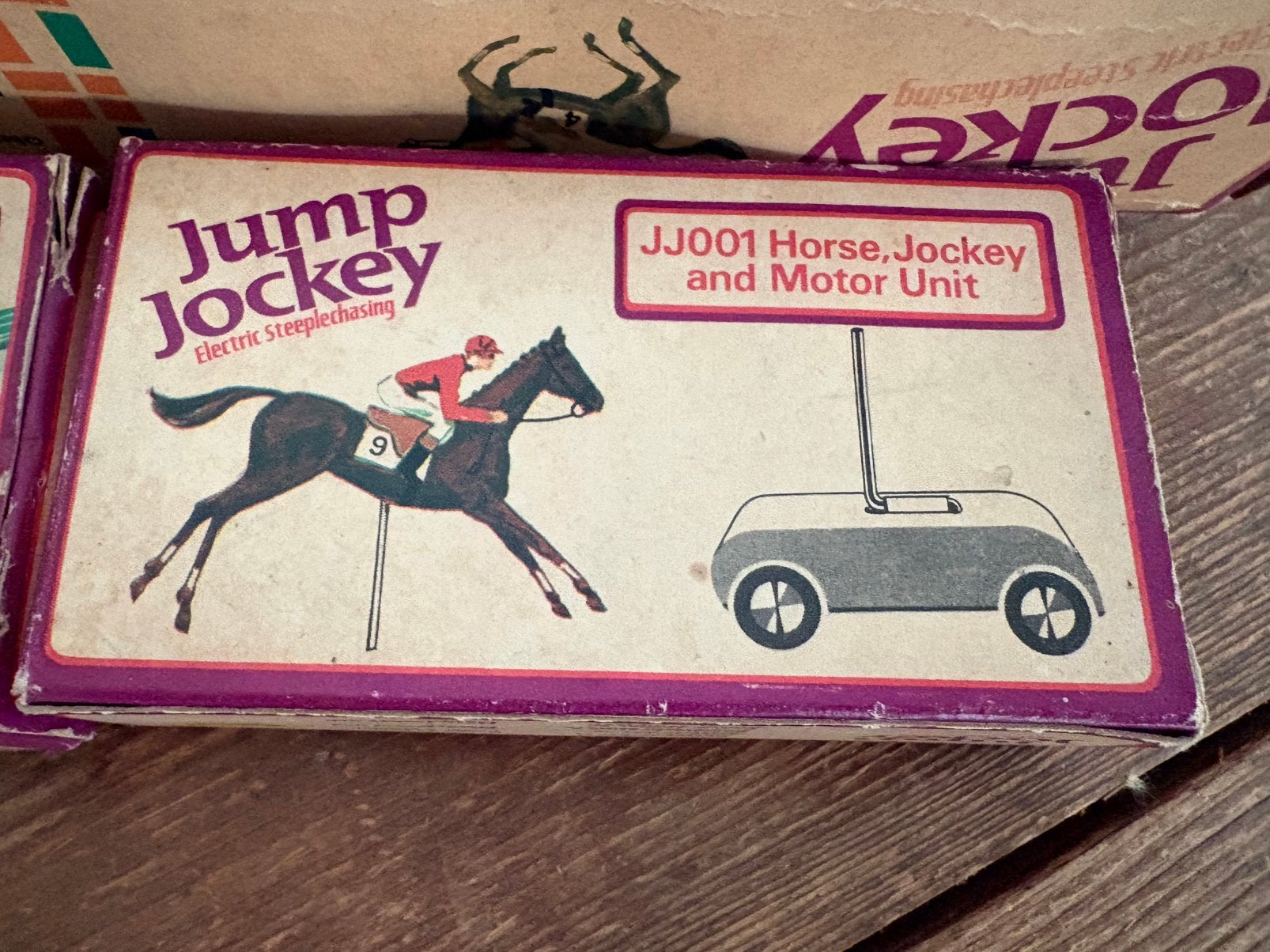 TRIANG HORSES JUMP JOCKEY PAS SCALEXTRIC, Collections, Enlèvement ou Envoi, Comme neuf