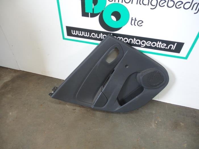 Portierbekleding 4Deurs links-achter van een Renault Clio (C, Gebruikt, -, Renault, -