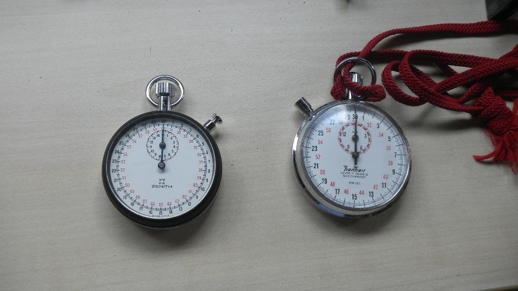 2 antieken chronometers, Ophalen