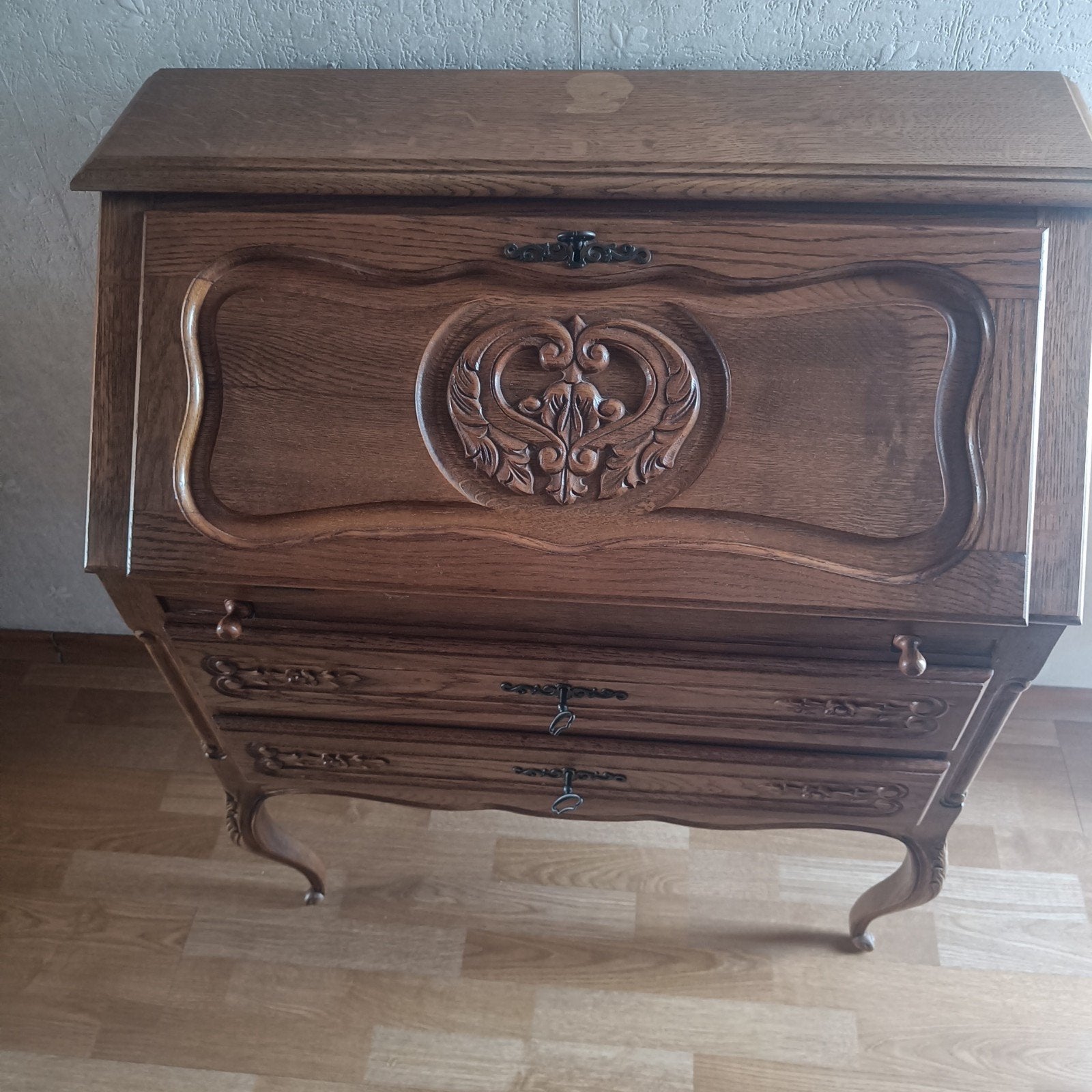Secretaire, Ophalen