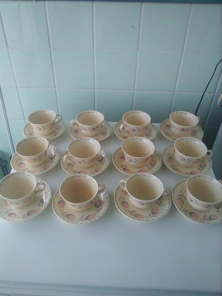 12 Delig Antiek Servies AFHALING LEES BESCHRIJVING, Ophalen, Gebruikt, Overige stijlen, Porselein