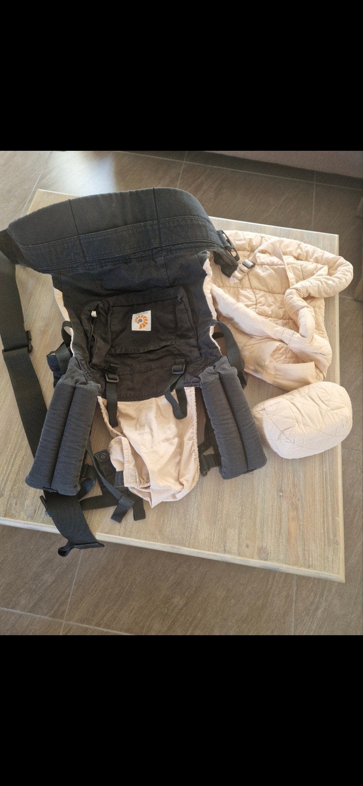 draagzak ergobaby, Enlèvement, Porte-bébé