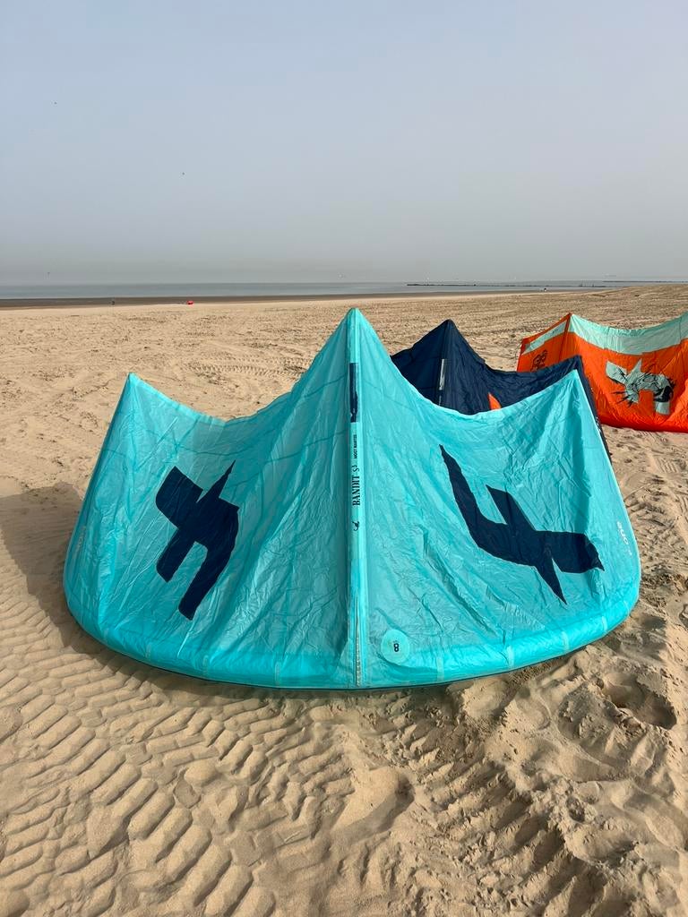 F-one badit-s, Watersport en Boten, Ophalen, Zo goed als nieuw, 10 m², Bar