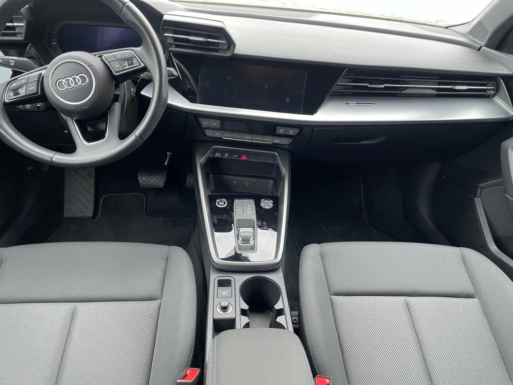 Audi A3 40 TFSI e basis (année de construction 2023), Autos, 1395 cm³, Entreprise, Noir, Full-hybride