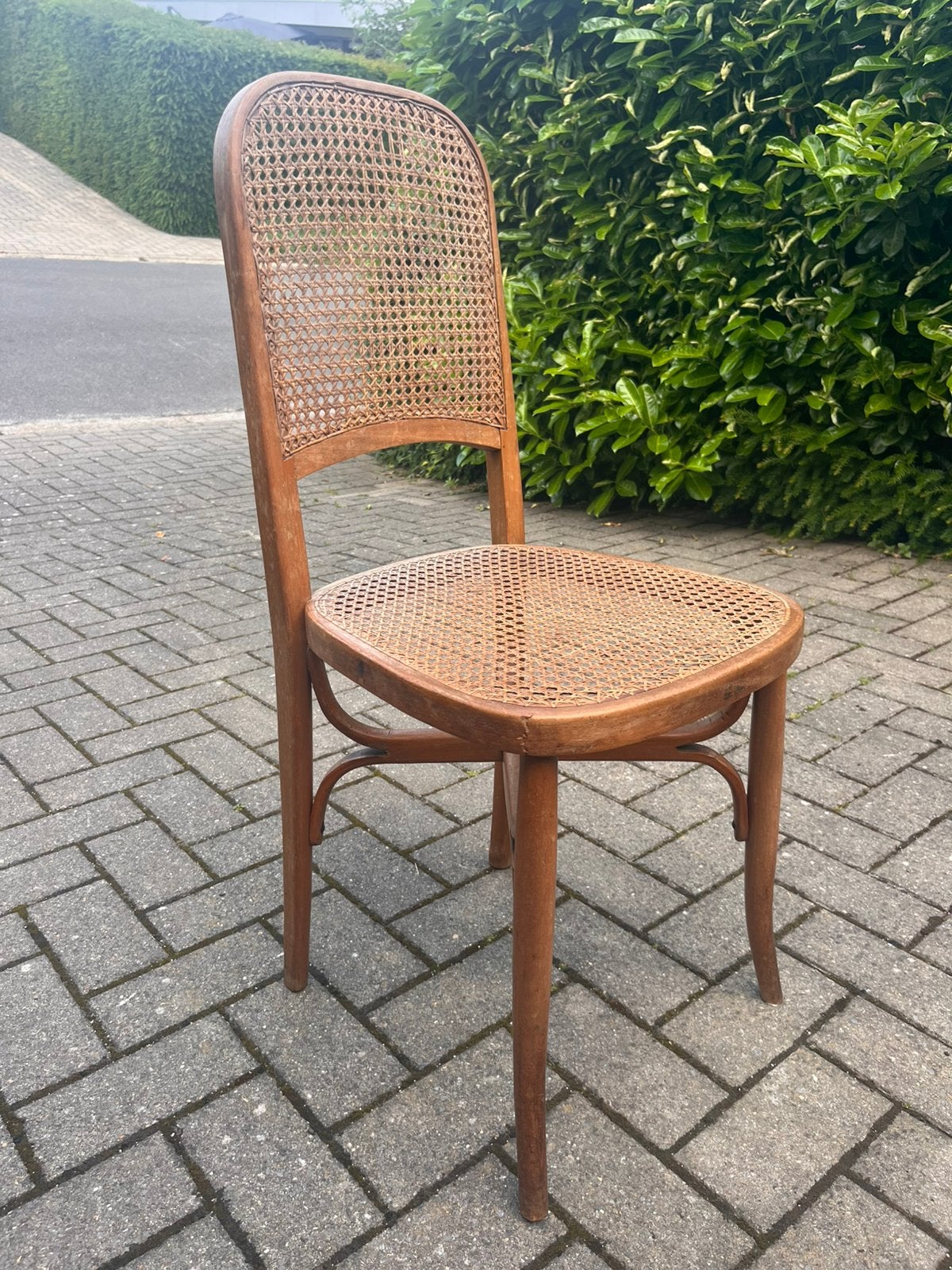 vintage Thonet stijl Praag stoel, type model 811, Antiek en Kunst, Ophalen