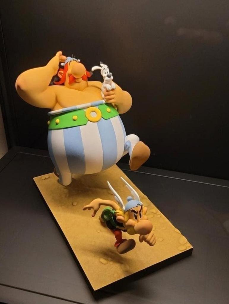 Fariboles - Astérix en Obelix „Op volle snelheid de Galliërs, Ophalen of Verzenden, Nieuw