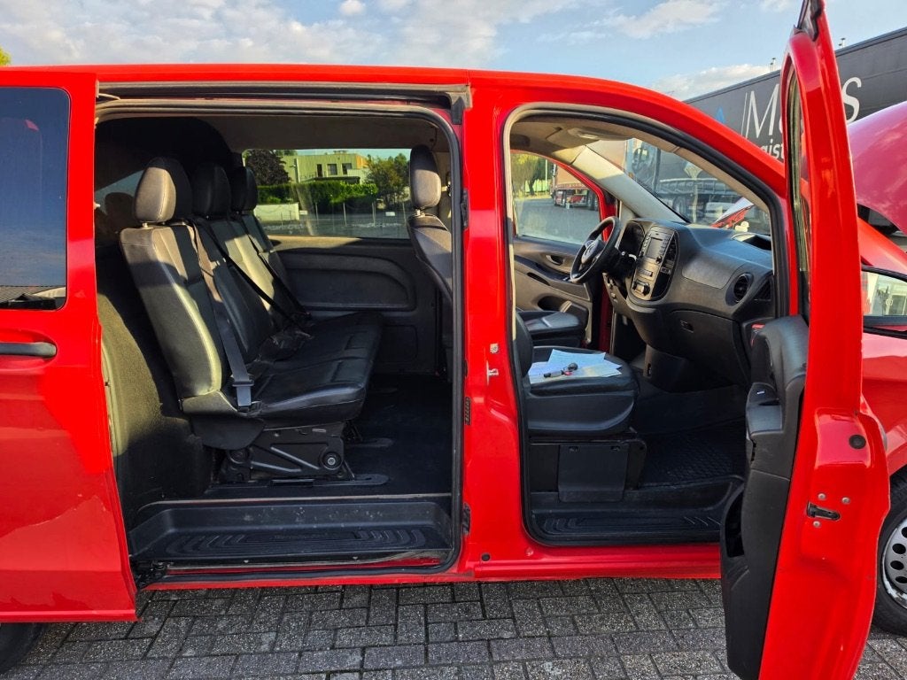 MERCEDES BENZ VITO 116 cdi, L2 Automaat, 5 places, Auto's, Automaat, Navigatiesysteem, Zwart, 4 cilinders