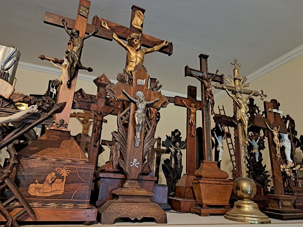 Unieke Kerk Klooster Verzamel  Wand  Staande Kruisbeelden, Antiek en Kunst, Antiek | Religieuze voorwerpen, Ophalen