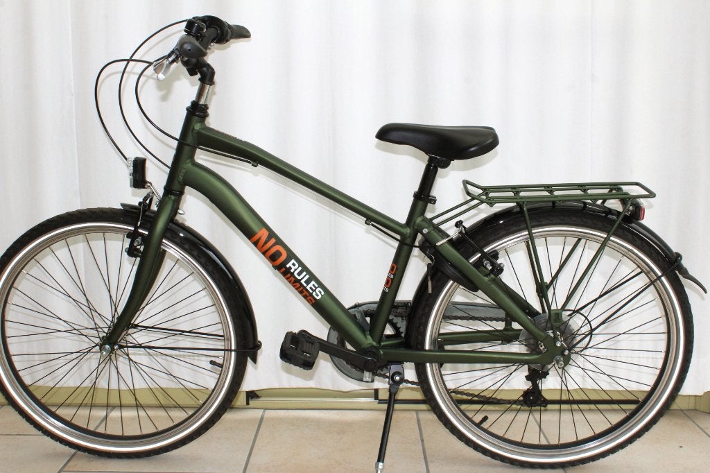 Als nieuwe Alu 24 inch BFK jongensfiets - 6 speed, Fietsen en Brommers, Fietsen | Jongens, Zo goed als nieuw, 24 inch, Handrem