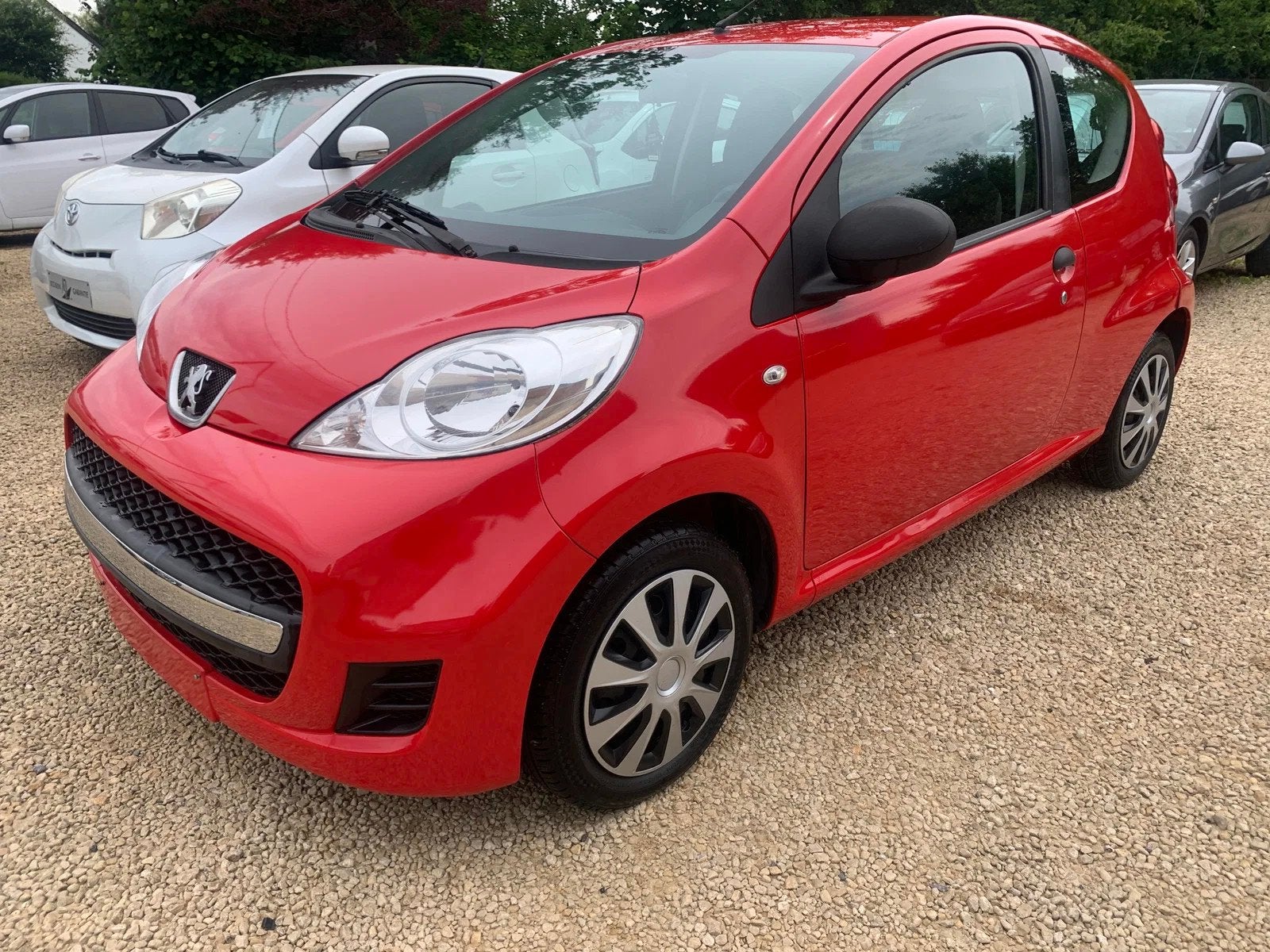 Peugeot 107 1.0i..GARANTIE 2 ANS..83500 kms..Superbe étatEu, Autos, Rouge, Achat, 998 cm³, Entreprise