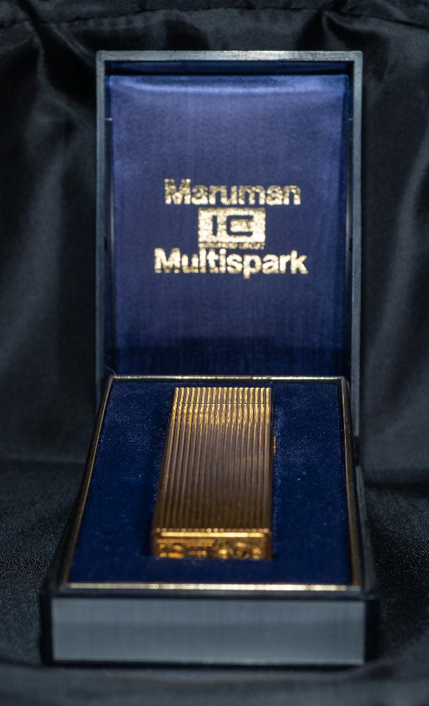 Briquet Vintage Maruman IC-501 plaqué or, Enlèvement ou Envoi, Utilisé, Briquet