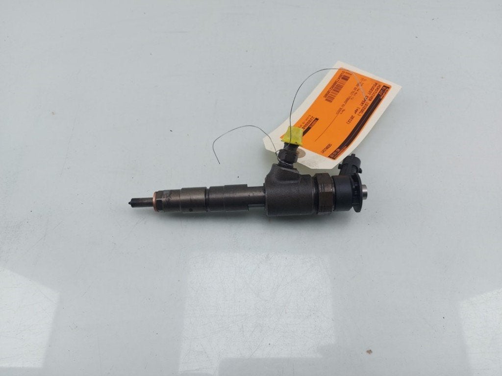 INJECTEUR FAP Peugeot Expert (G9) (01-2007/12-2016), Robert Bosch AG, Utilisé, Robert-Bosch-Allee 1
74232  Abstatt, DE, Engineering@bosch.com
