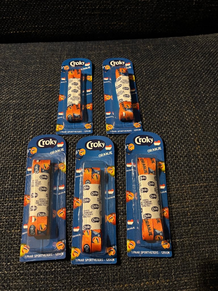 Croky oranje sportveters 120cm nieuw veters paar 120 cm, Collections, Vêtements & Patrons, Enlèvement ou Envoi, Neuf, Chaussures