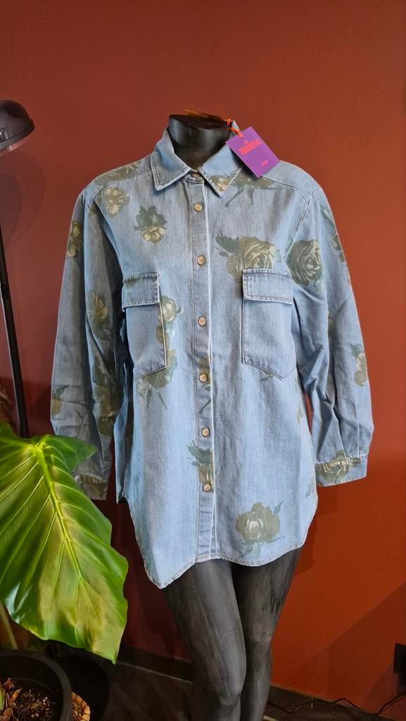 Jeanshemd met bloemen les tricots d'o M, Ophalen of Verzenden