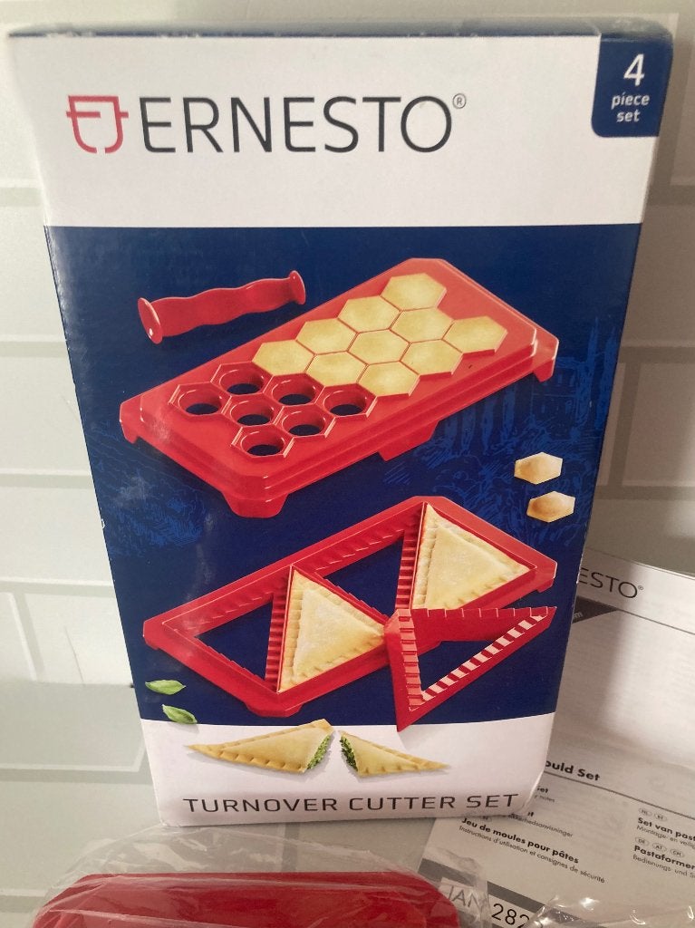 Kit coupe-pâte/machine à galettes Ernesto (Nouveau), Neuf, Ernesto, Rouge, Enlèvement ou Envoi