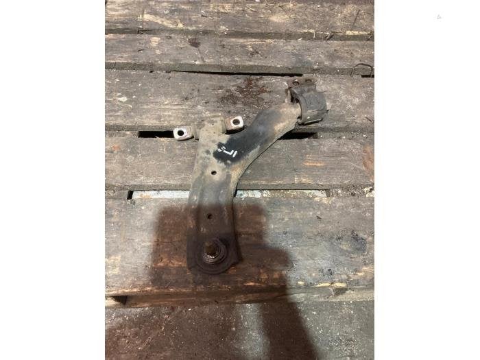 Bras de suspension avant gauche d'un Chevrolet Spark, -, 3 mois de garantie, Utilisé, -