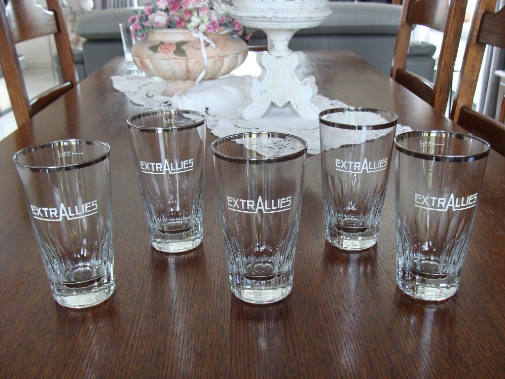 2 divers modèles verres à bière Extra Alliés Brasserie 33 cl, Verzamelen, Ophalen of Verzenden, Nieuw, Bierglas