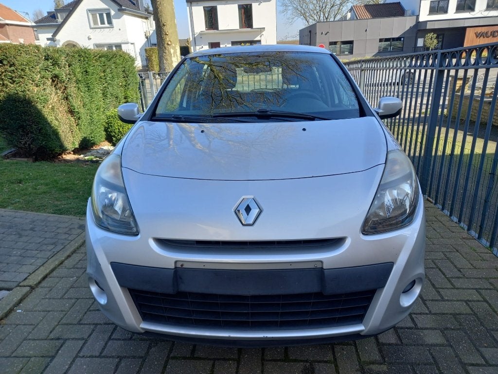 Renault Clio 1.2 essence 55kw /07-2011/5portes/Garantie 1an, Auto's, Renault, Euro 5, Stof, 1169 kg, 135 g/km