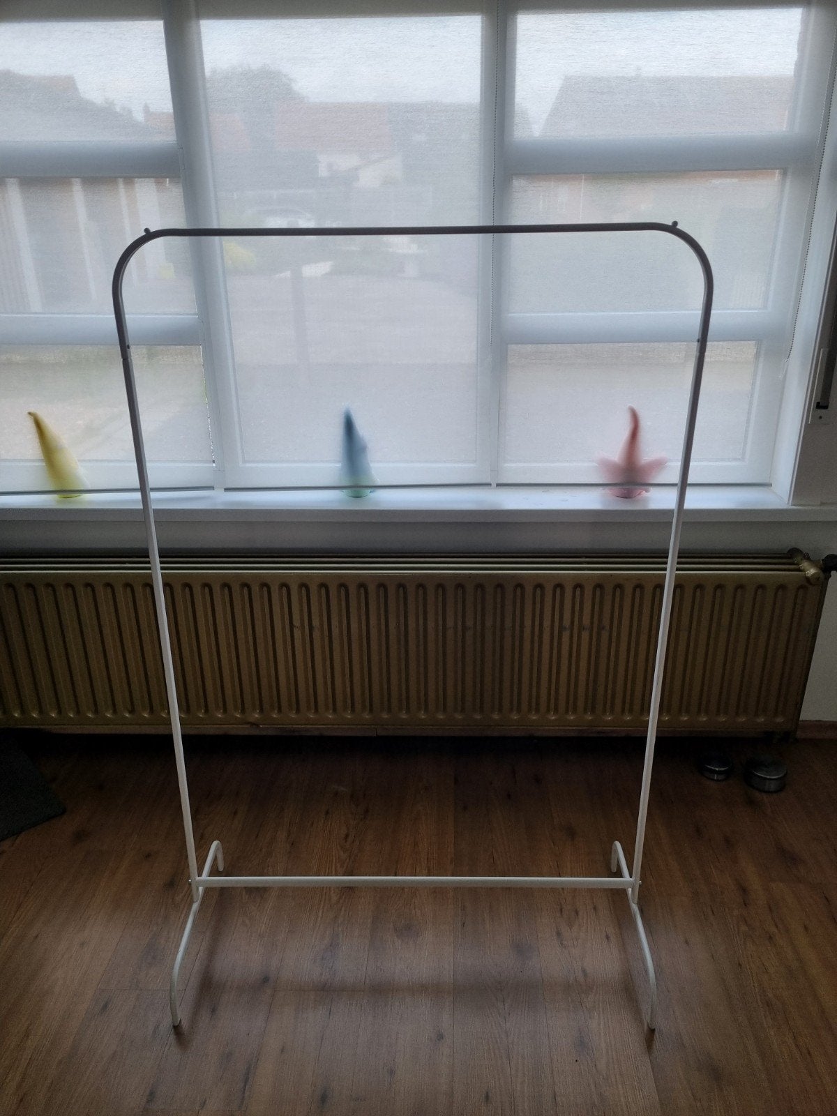 Stevige kledingrek ikea, Ophalen