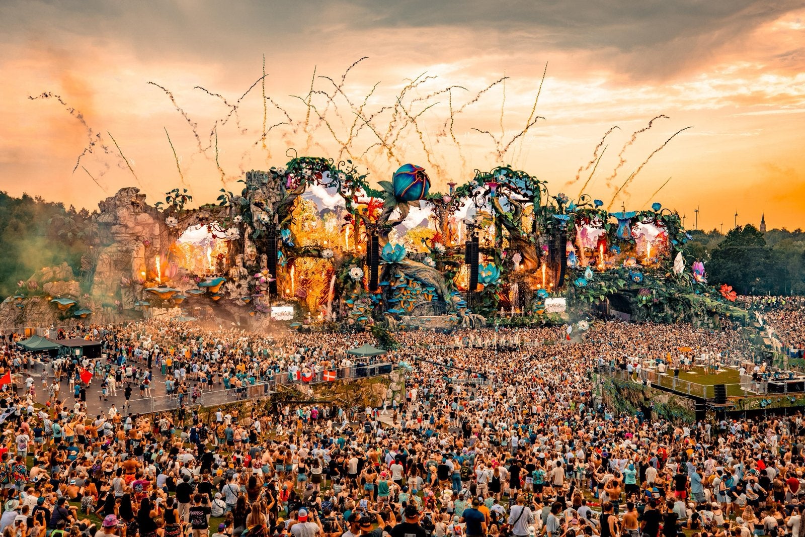 Ik zoek 2 tickets Tomorrowland 2026 voor 19, 25 of 26 dagen