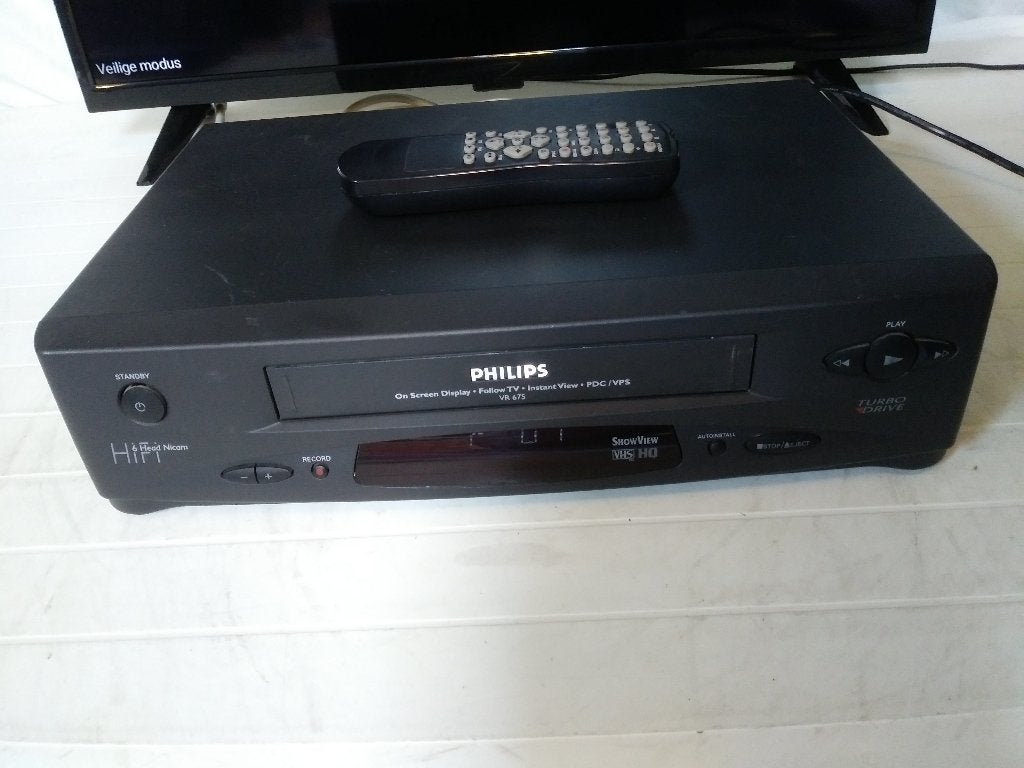 Enregistreur vidéo stéréo Hi-Fi à 6 têtes Philips VR675, Enlèvement ou Envoi, Utilisé, Lecteur ou enregistreur VHS