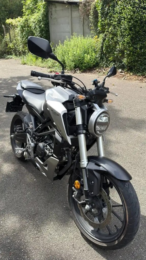 Honda CB125R modifiée, Motos, Motos | Honda, ABS, Occasion, Jusqu'à 11 kW, Particulier