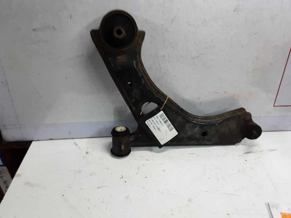 BRAS DE SUSPENSION AVANT GAUCHE (TRIANGLE) Opel Corsa D, Autos : Pièces & Accessoires, Utilisé, Rue de l'Espoir 34 34
4030  GRIVEGNÉE, BE