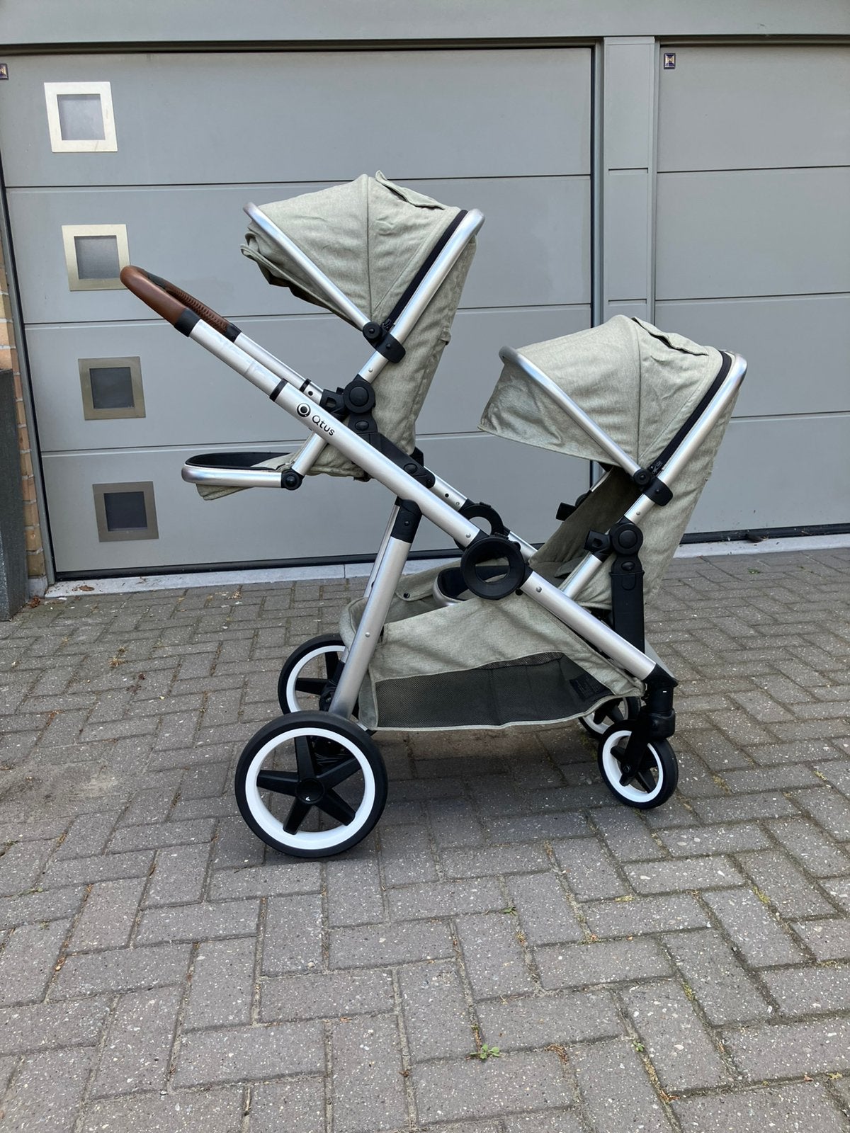 Qtus tweelingbuggy, Duowagen, Zo goed als nieuw, Combiwagen, Ophalen