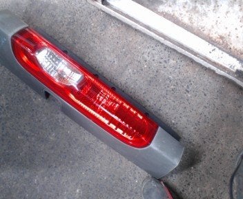 Feu arrière droit Renault Trafic 2 2006-2015 LP/15223, Enlèvement, Utilisé, Renault