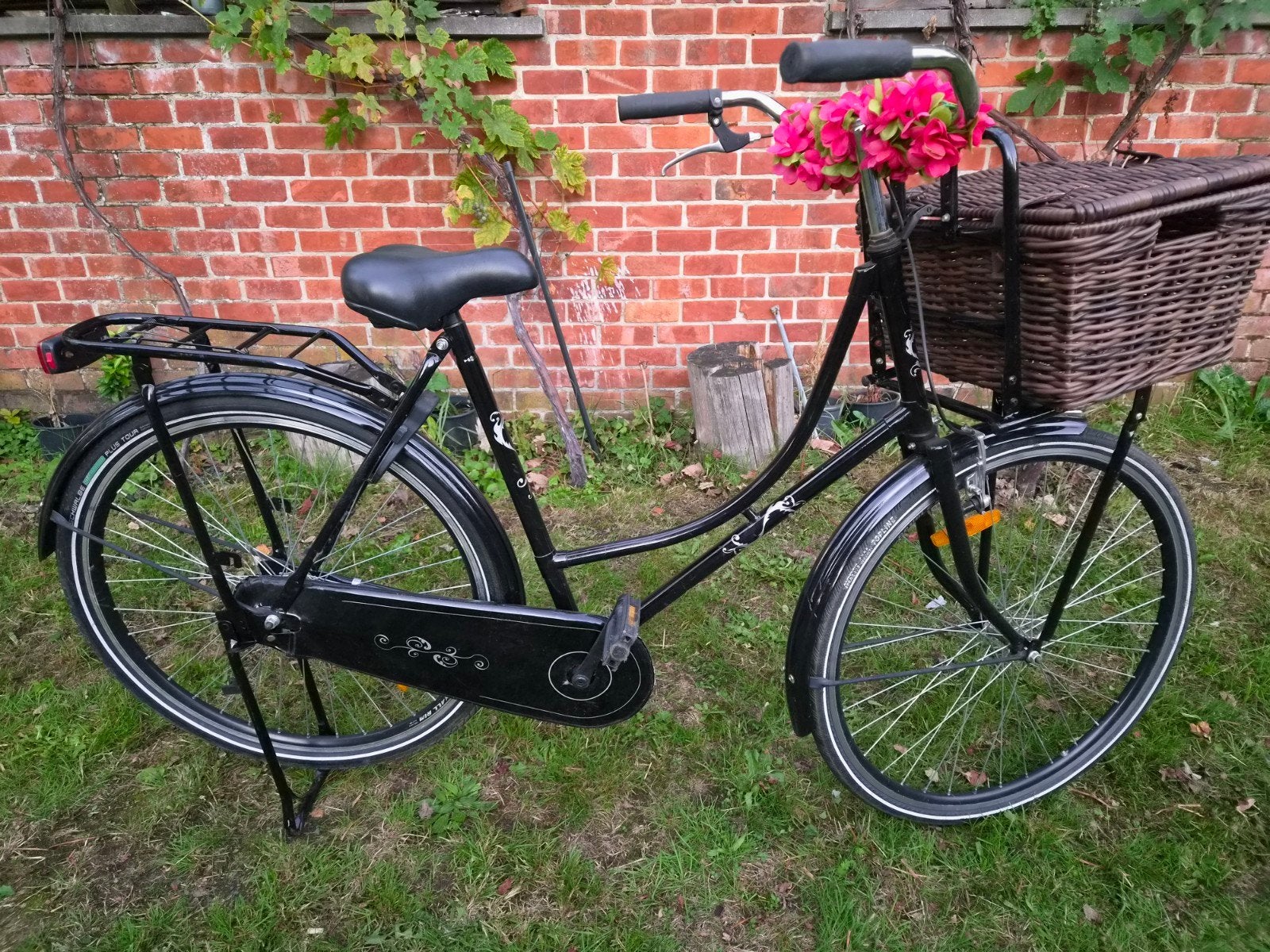 HOLANDES fiets zeer goede staat 28inch mét sloten, Fietsen en Brommers, Ophalen of Verzenden